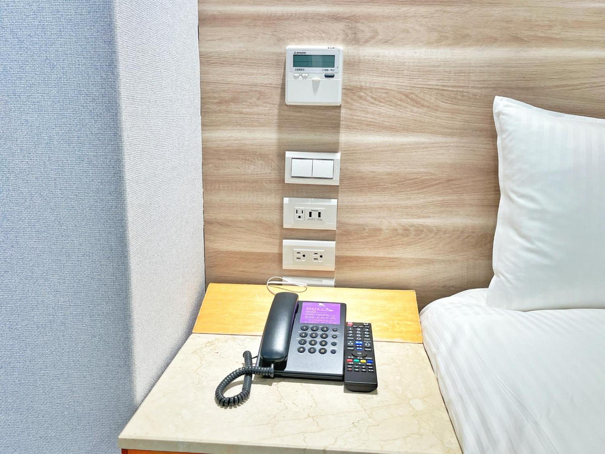 華麗大飯店ferrary Hotel Taipeh Exterior foto