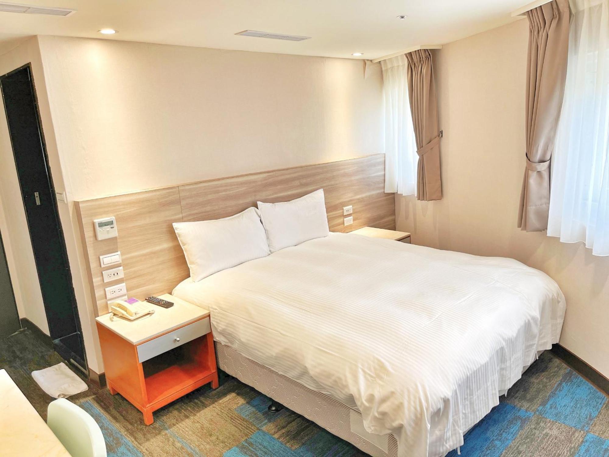 華麗大飯店ferrary Hotel Taipeh Exterior foto