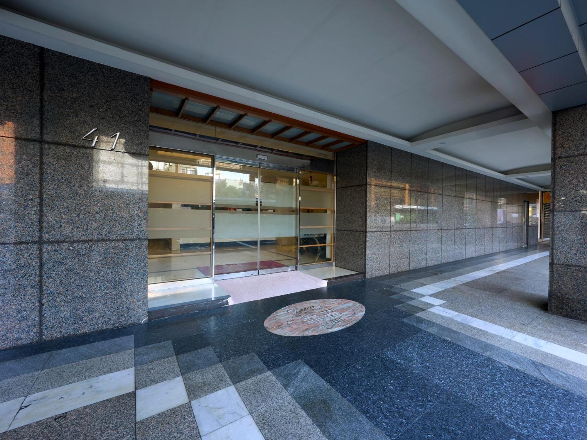華麗大飯店ferrary Hotel Taipeh Exterior foto