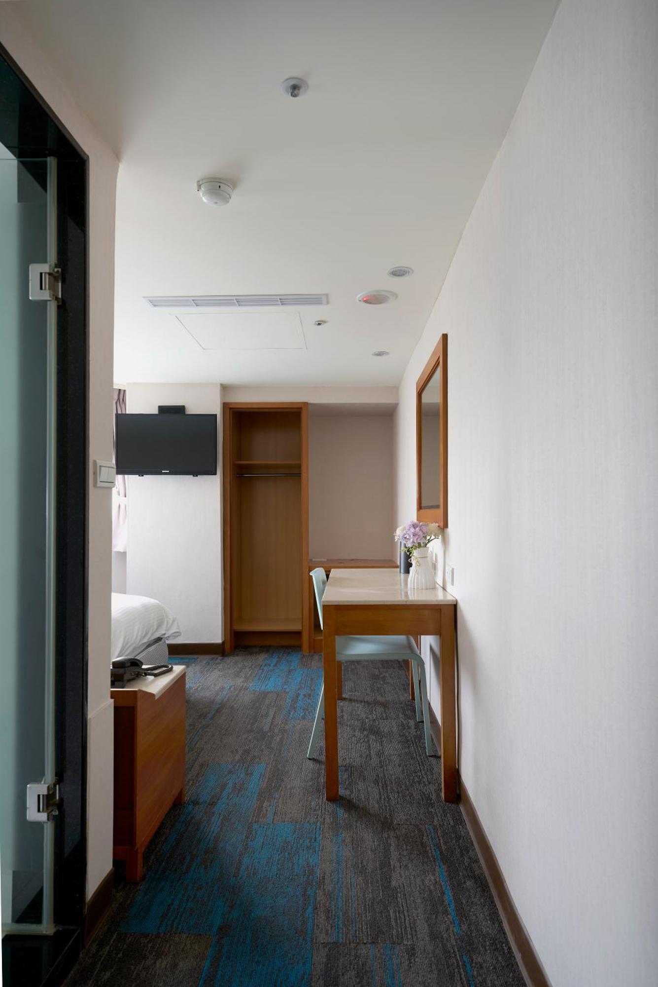 華麗大飯店ferrary Hotel Taipeh Exterior foto