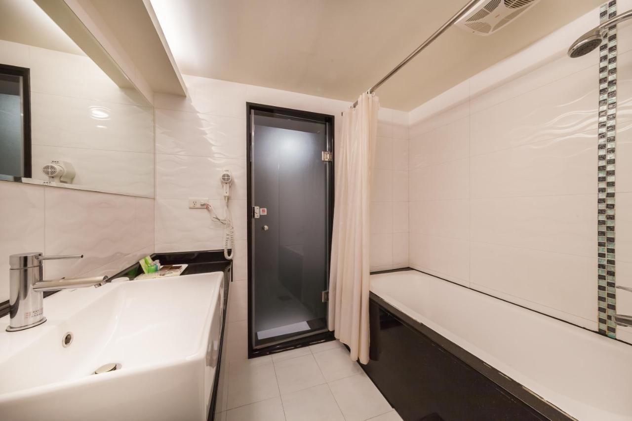 華麗大飯店ferrary Hotel Taipeh Exterior foto